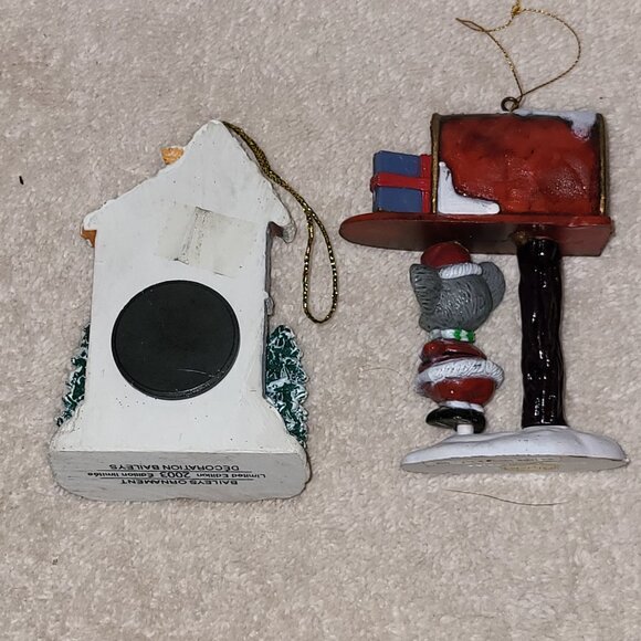 2 VINTAGE CHRISTMAS ORNAMENTS BAILEYS IRISH CREAM 2003+ MOUSE AT MAILBOX XMAS - Picture 4 of 5